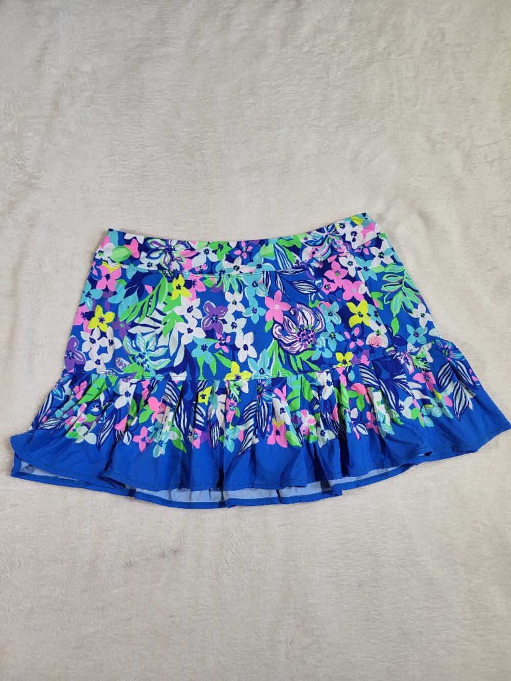 Lilly Pulitzer floral athletic mid rise skort - Size M